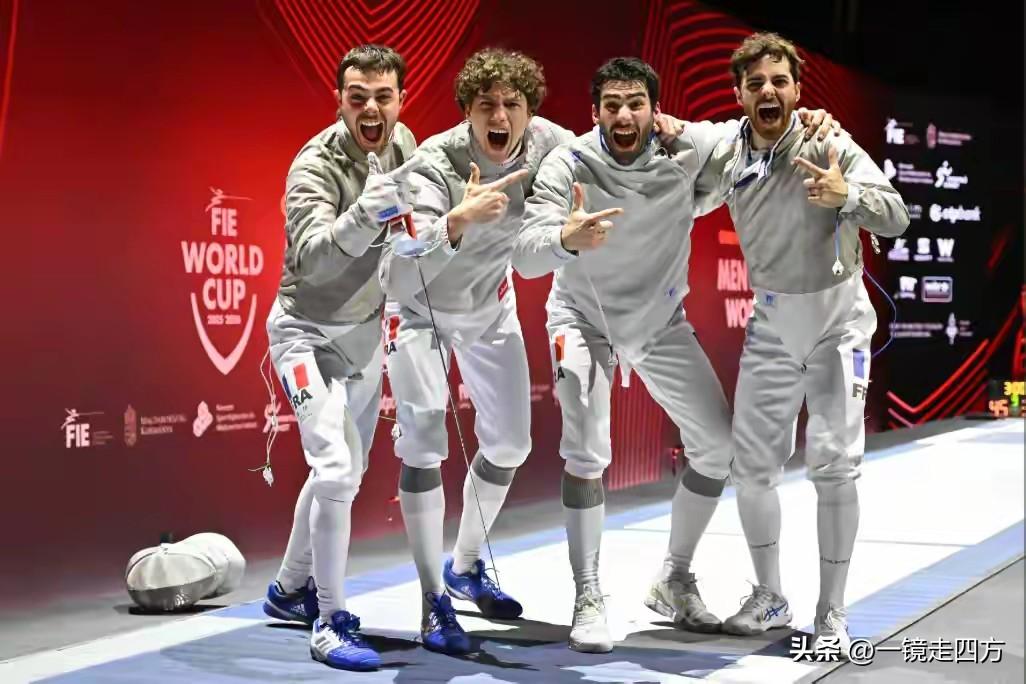 男子佩剑世界杯布达佩斯站落幕，法国队在团体决赛以45:34战胜罗马尼亚队，成功夺