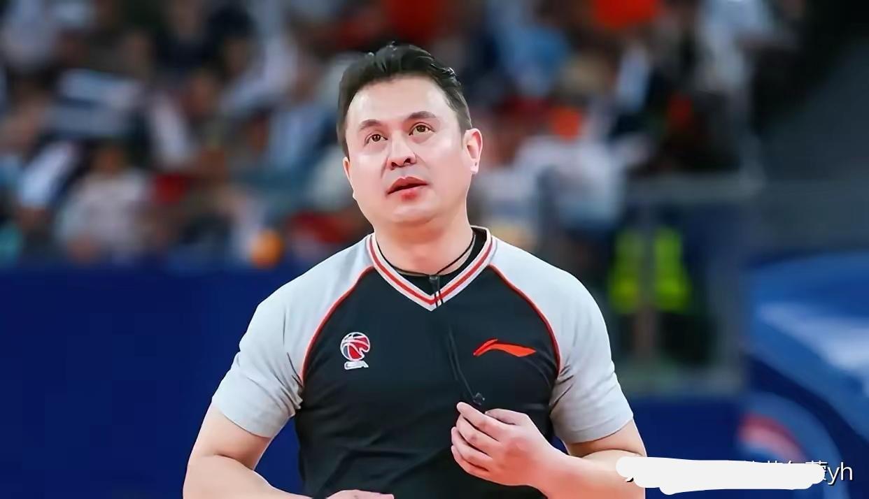 “软的欺负硬的怕”？
         昨晚CBA新赛季首轮广东宏远男篮客场对阵