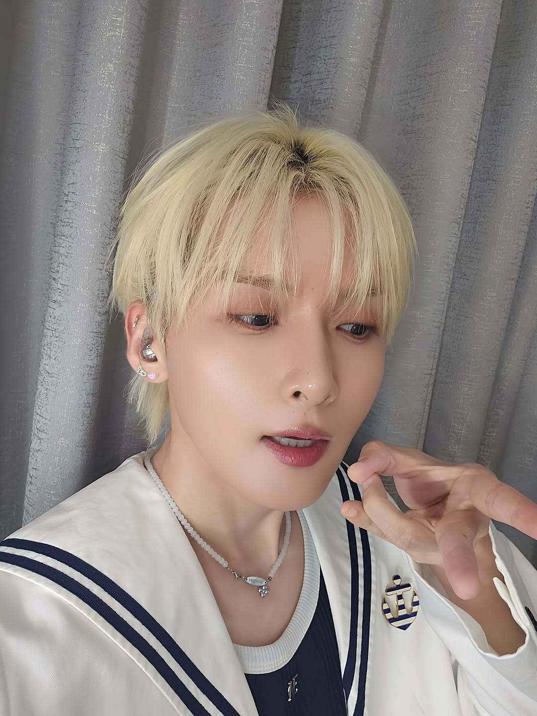 “CB百蓝_。260719金厉旭 IG更新：Dive to Blue in Ba