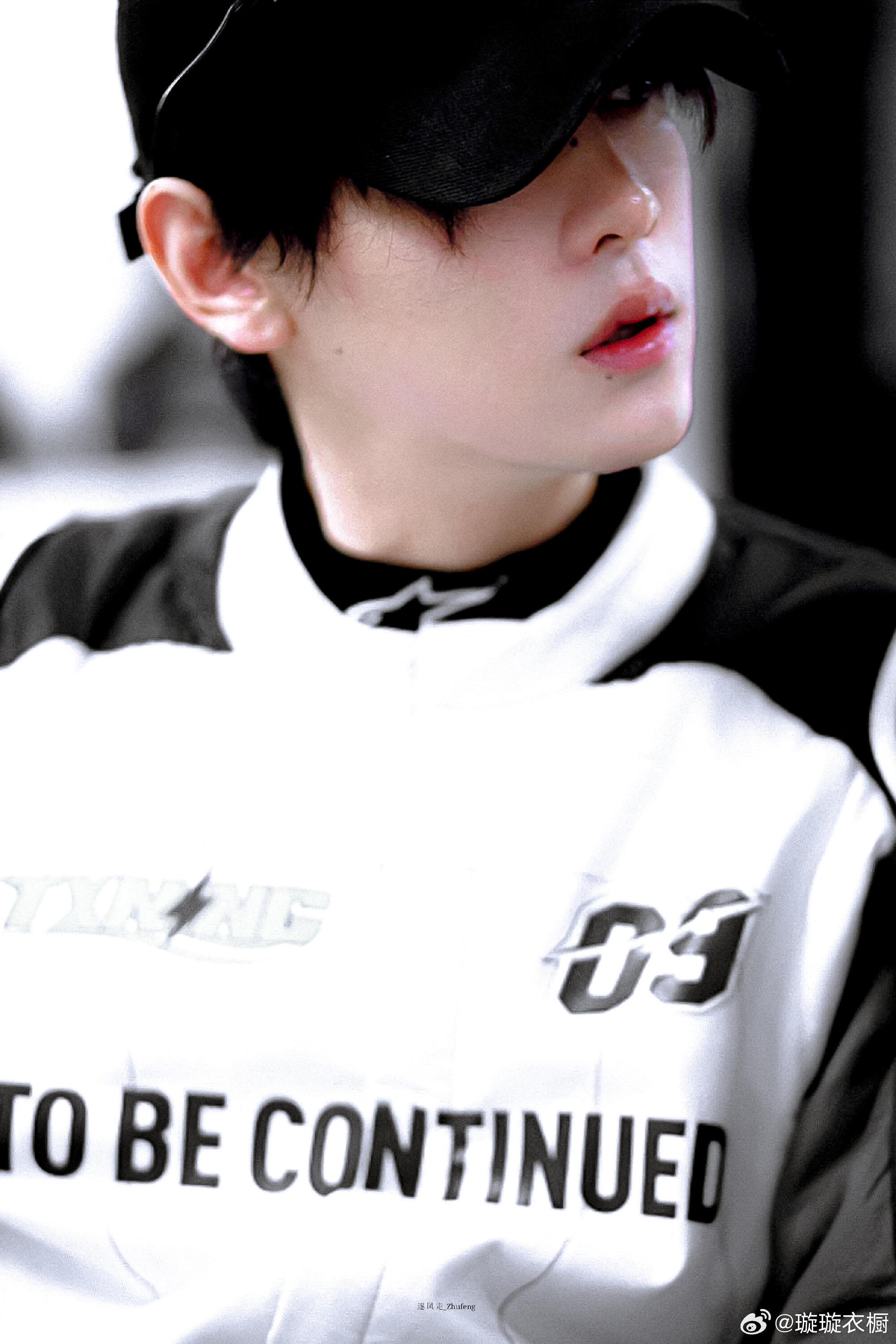 田栩宁太给力了！连续营业超惊喜，上午为运动员加油，下午又晒赛车服大片，真的没让人