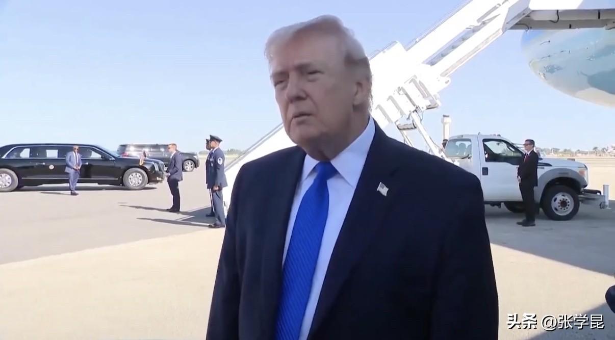 特朗普刚刚表示，在伊朗政权更迭之后，霍尔木兹海峡可能由美国与伊朗共同管控：

特