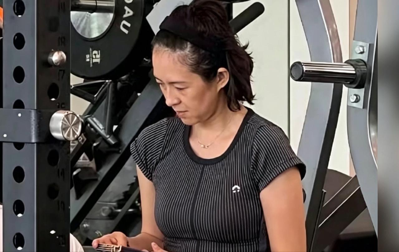 明星素颜无美颜 你还认得出吗？