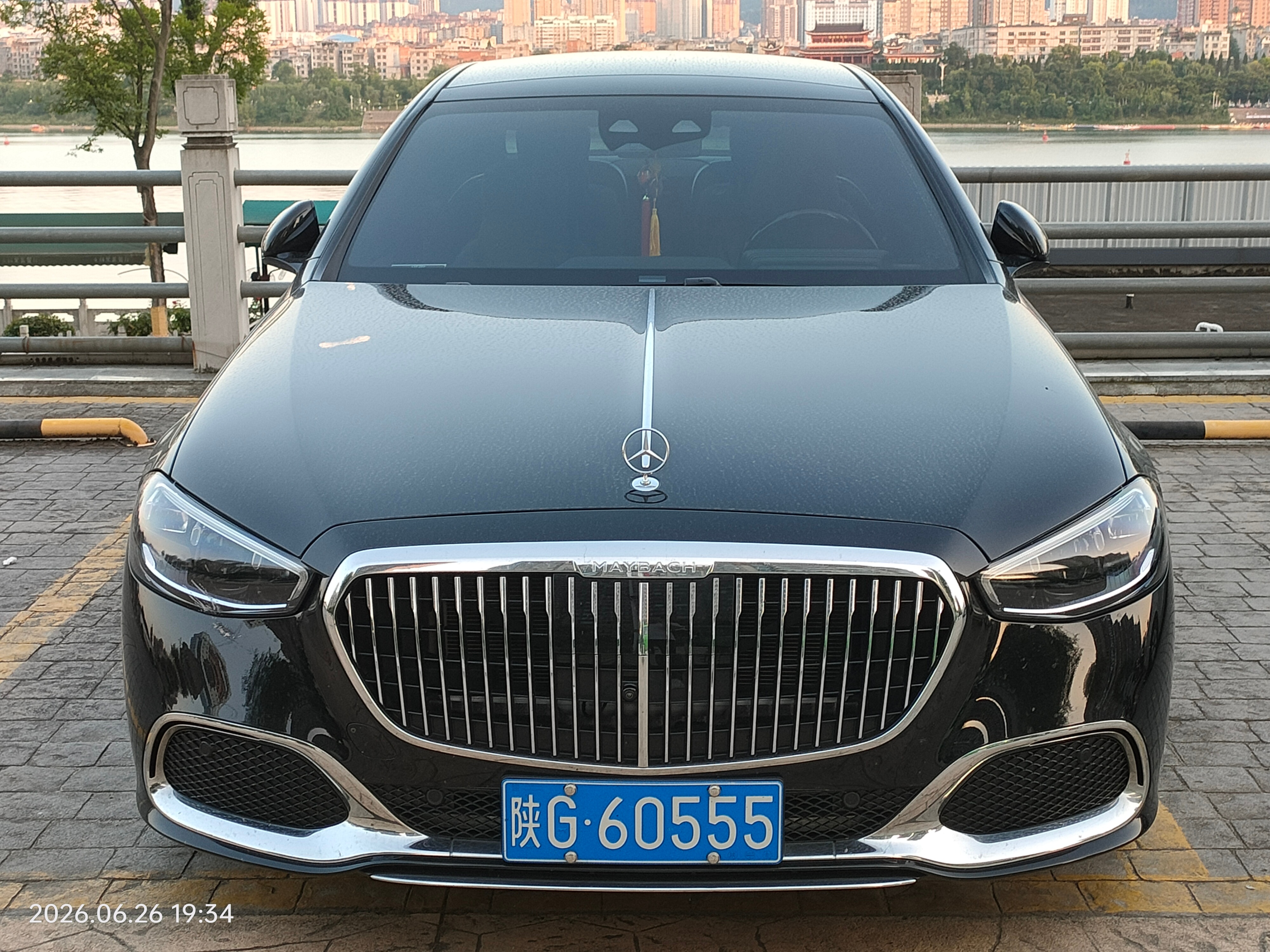 全球车牌 陕G60555奔驰S450 安康