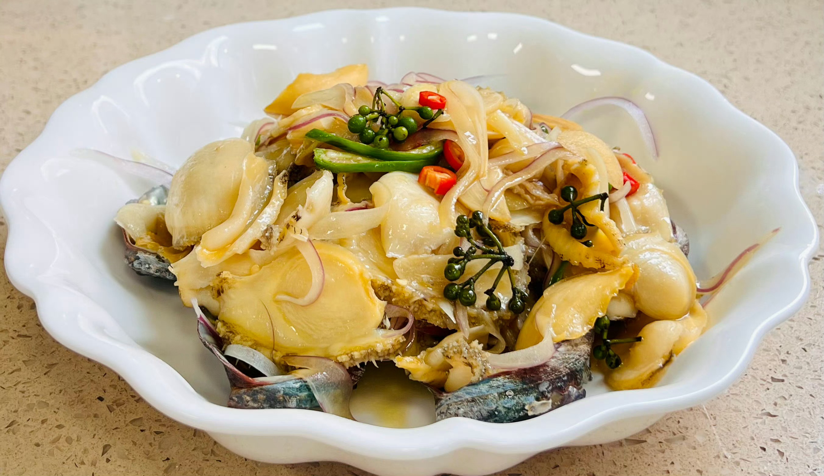 花椒炝鲍鱼  孜然羊肉  蒜蓉红薯叶 ​​​