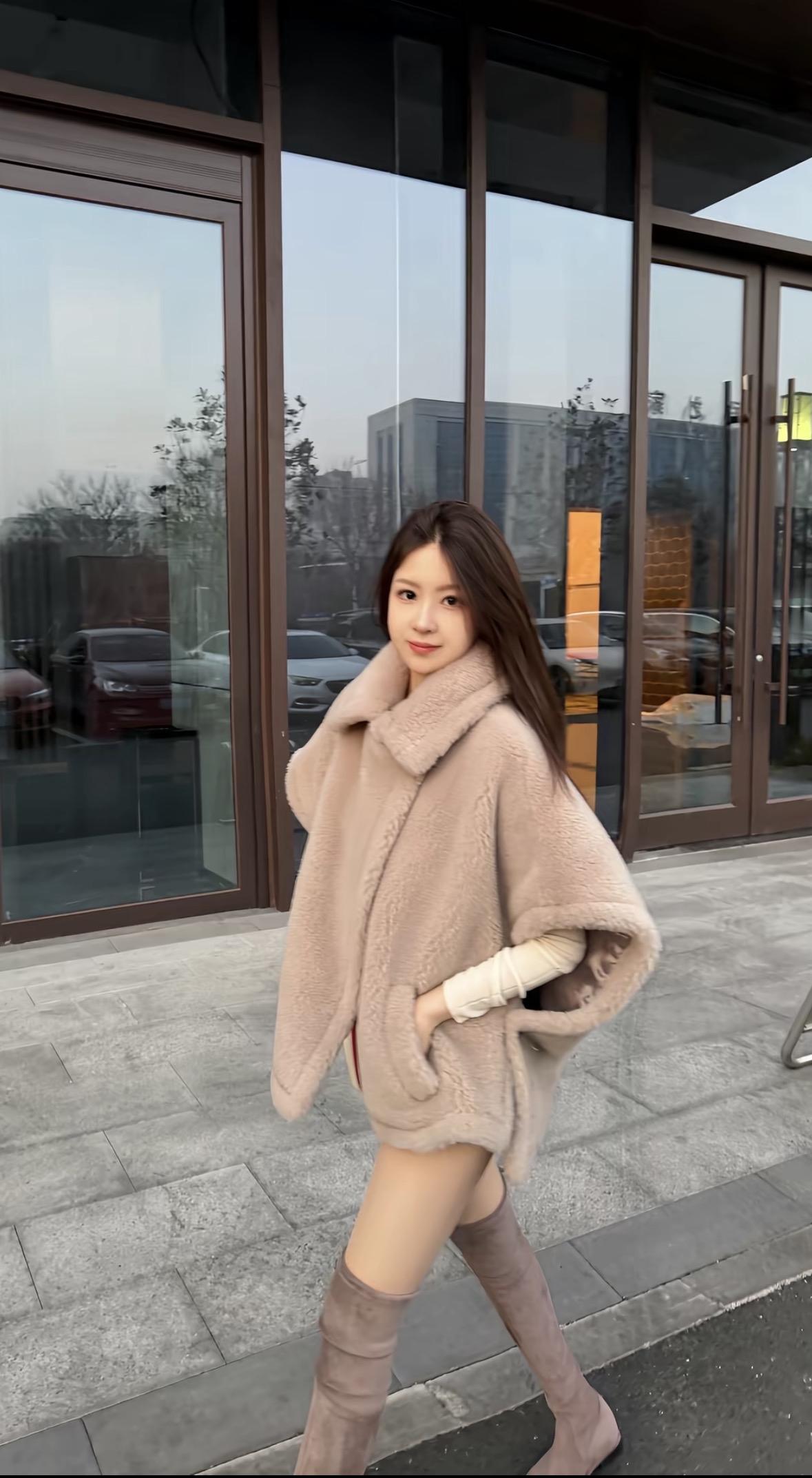 冬日暖阳下，甜美比心照🌞💖