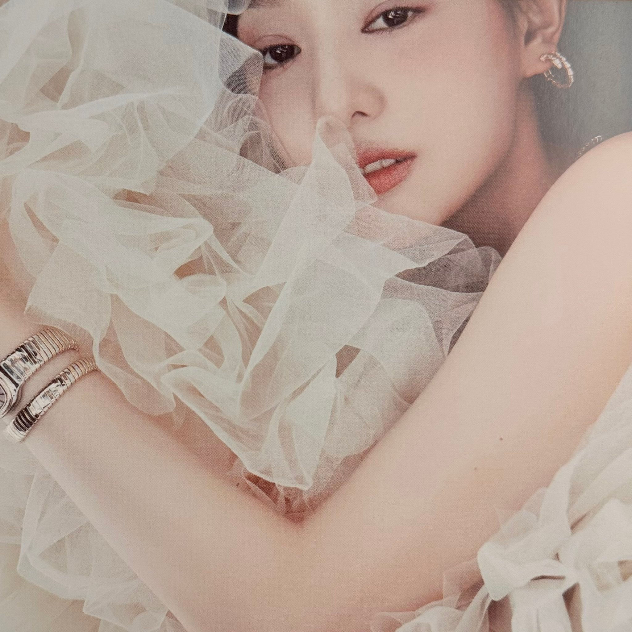 金智媛窝瓜二月附刊封面啊啊啊啊啊啊啊啊啊啊啊真的美超过的太漂亮[哇][哇][哇]