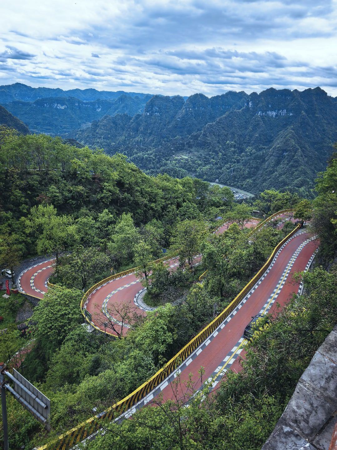 五一出行工具从夯到拉  现在的出行方式太多元了，出行的工具库彻底打开了——有人拉