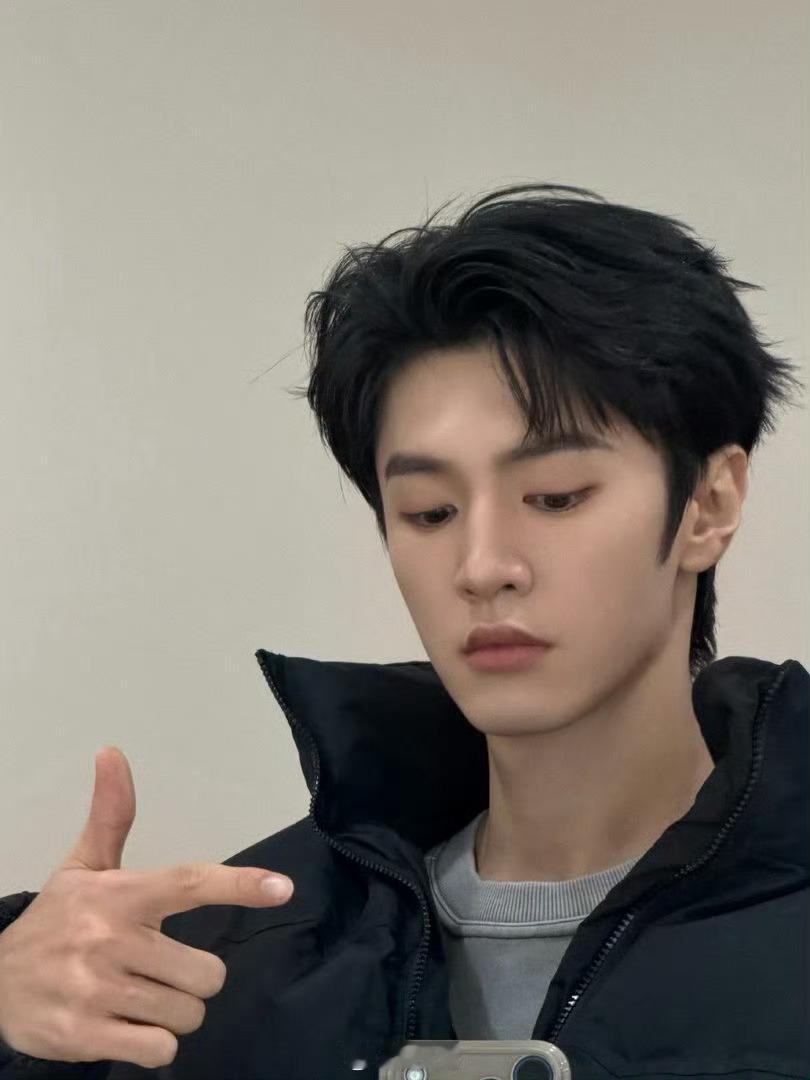 陈哲远大侦探五案投凶正确率100%陈哲远大侦探五投五中大侦探 谁还没被陈哲远在《