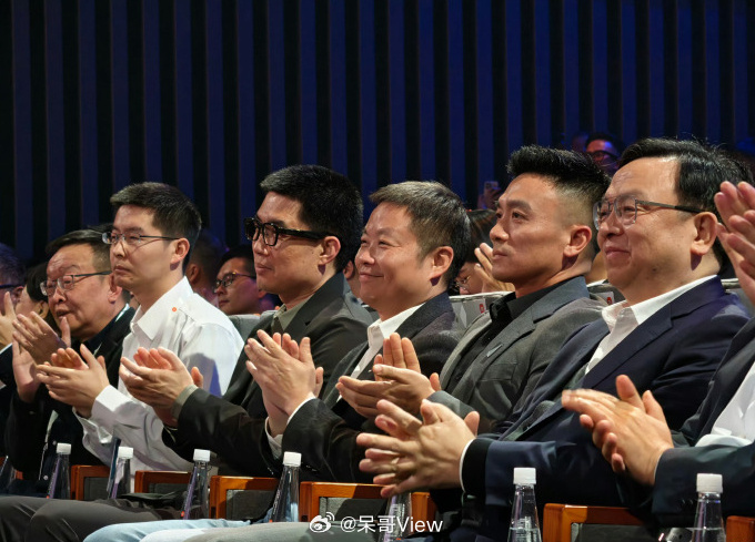 没想到今晚阿维塔董事长王辉先生亲临小米汽车发布会现场，与众多同行一起，共同见证小