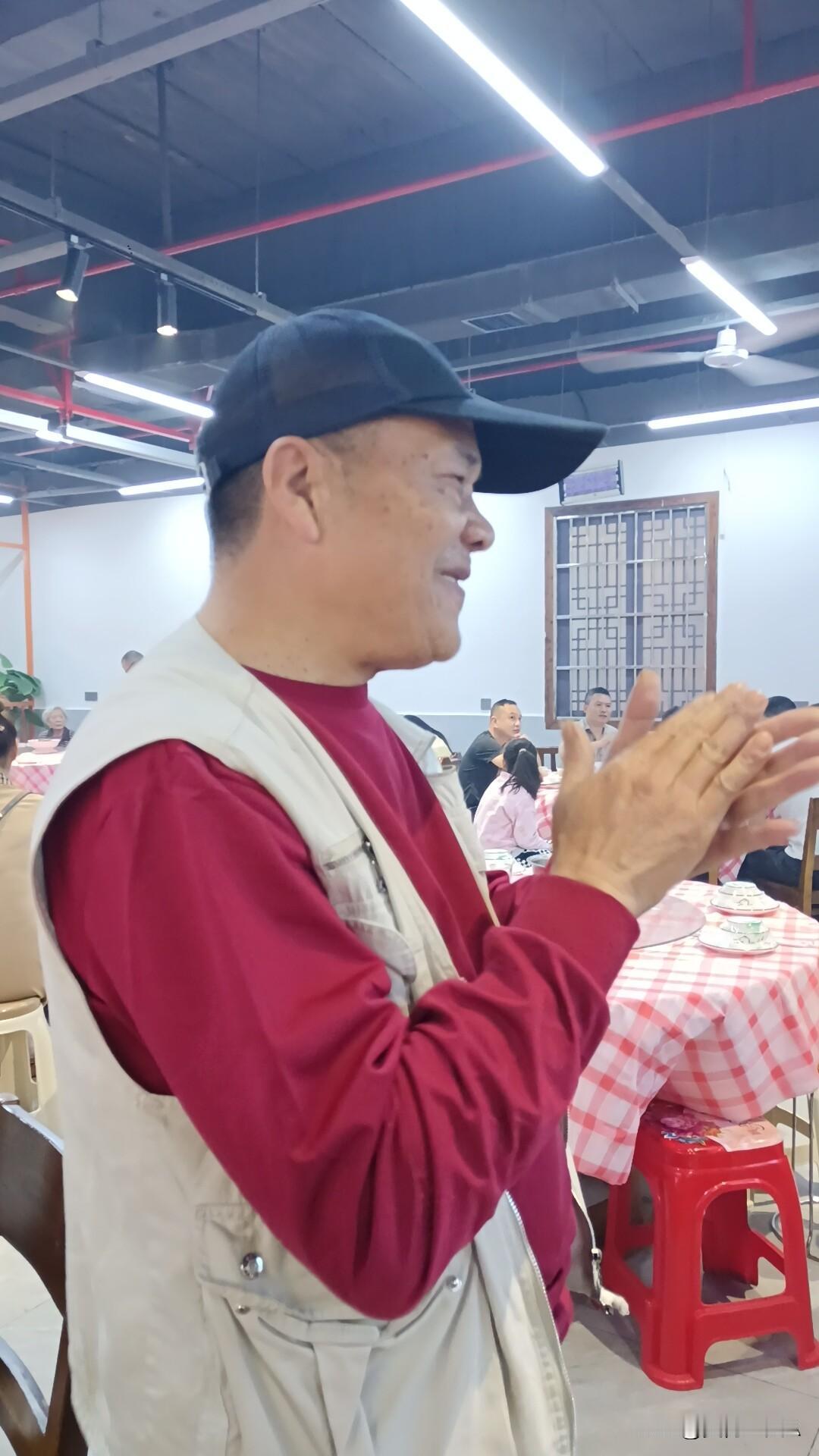 2026年5月2日（星期六）是一个年内最适合结婚的吉利日子。
结婚与结缘，……皆