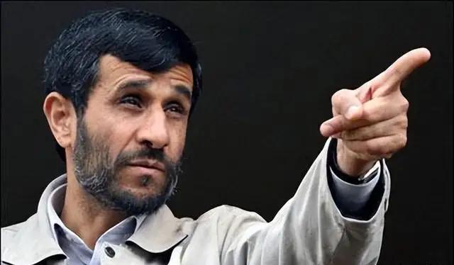 伊朗最大的悲剧，就是亲手把唯一能跟西方“玩命”的疯狗，死死锁在了笼子里。但这恰恰