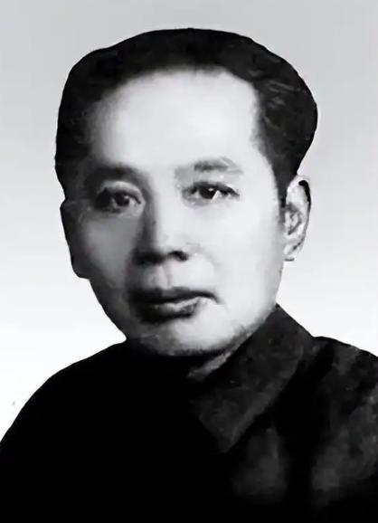 1914年，作家张恨水被迫结婚，他嫌弃妻子貌丑，却经常和妻子同房。不久后，妻子怀