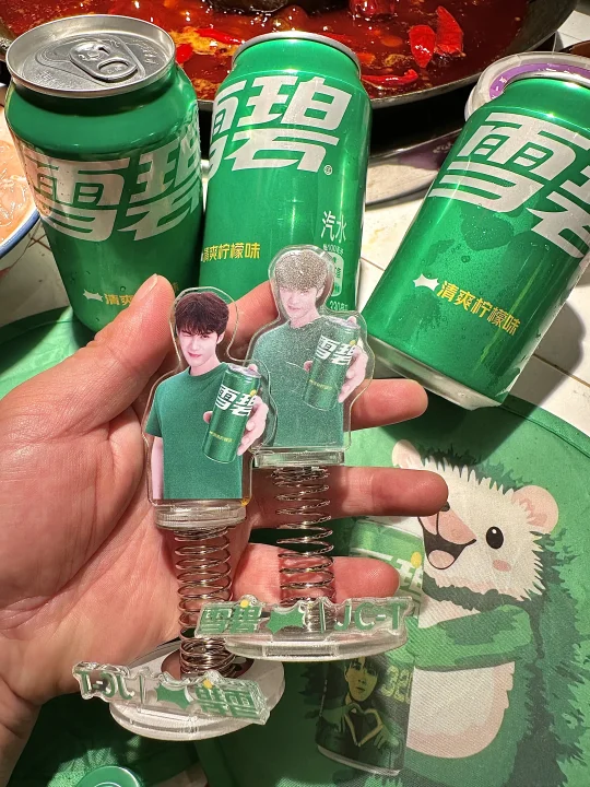 是谁还没拥有檀健次周边呀！