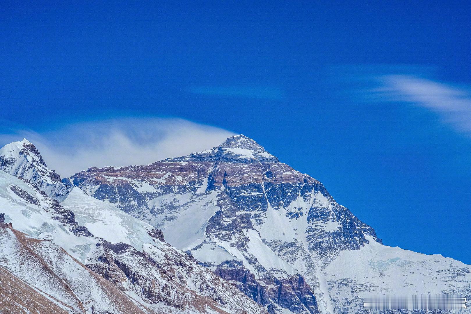 #牧民转行快递员一人坚守4000米高原#这份责任和担当已经是非常人所能及了。 ​