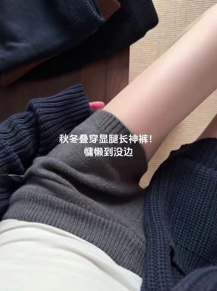 张予曦毕雯珺躺拍太权威了 深情眼 张予曦 毕雯珺 虞书欣