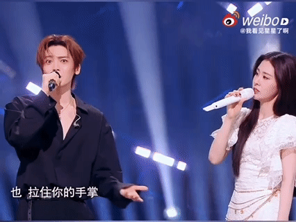 侯明昊张碧晨清唱雀骨OST炙光 张碧晨真的太会唱ost了！无伴奏清唱把她的优势全