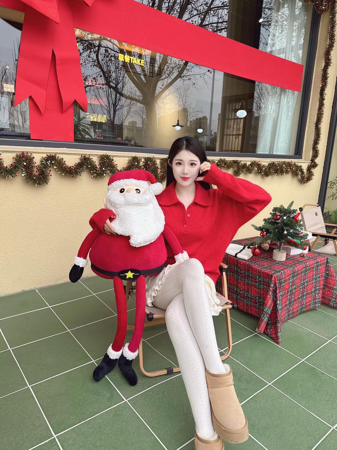 红毛衣到底怎样穿才不土啊😡早秋通勤穿搭指南 创作者中心