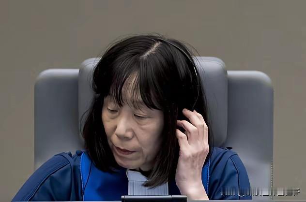美国制裁国际刑事法院，​俄罗斯命令交出其院长赤根智子和其他8人。
不管美俄出于什