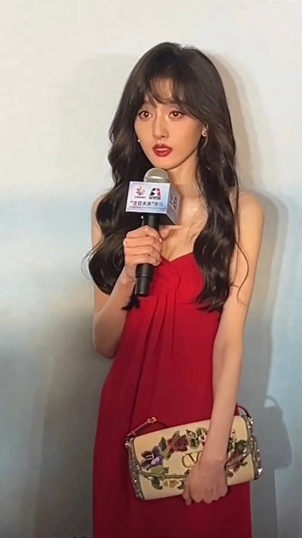 宋祖儿赵露思化了？ 