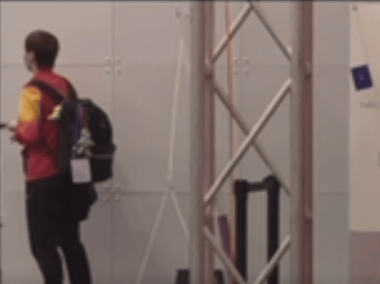 王曼昱 就这么哭哭哭哭到厌倦今天你哭了吗[泪][泪][泪] ​​​