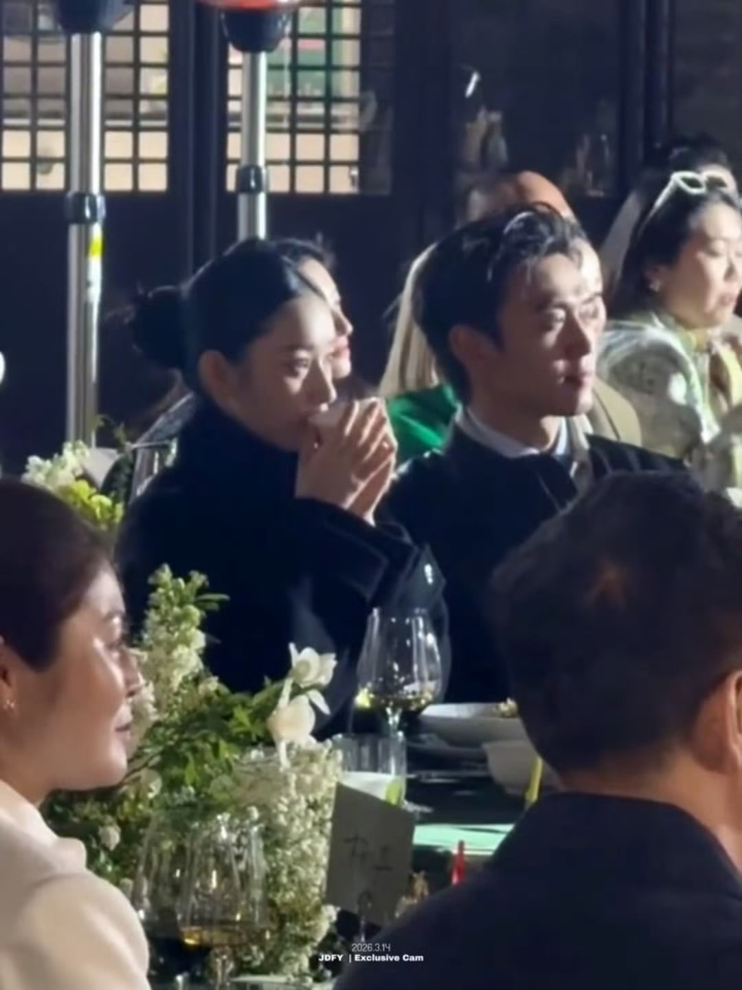 郭晓婷王天辰难怪会爆cp，这个路透好有感觉啊《文工团美人和她的军官老公》 