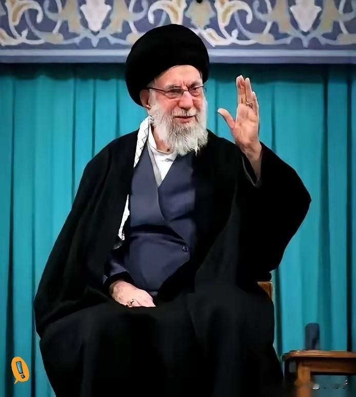 1989年，他接手的不是一个国家，是一个打烂了的摊子。
 
八年两伊战争把伊朗家