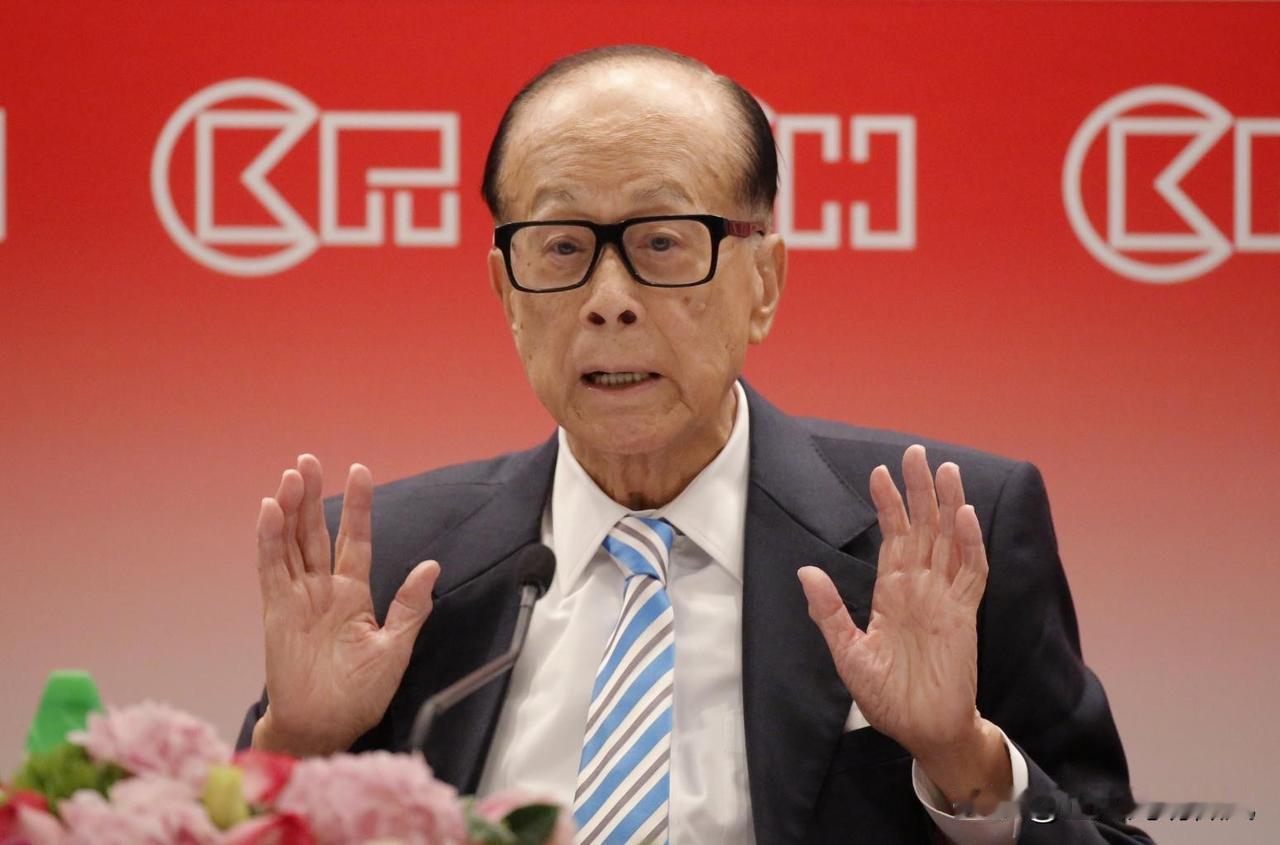 李嘉诚巴拿马运河港口经营权被撤！

巴拿马最高法院1月29日裁定，香港首富李嘉诚