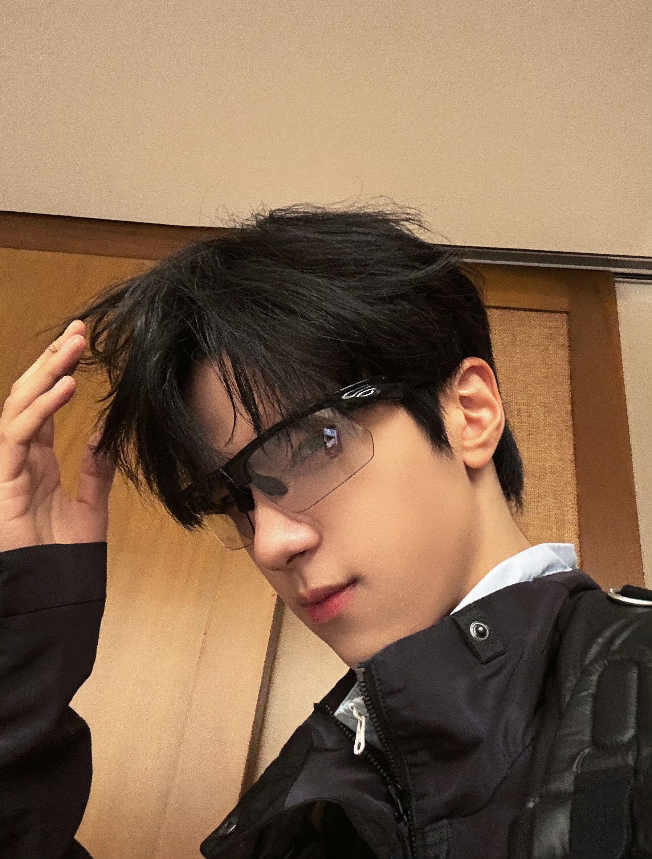 余承恩 yce余承恩天书黎明 yce余承恩顾天 "我们是环海公路的单车，在咸风里