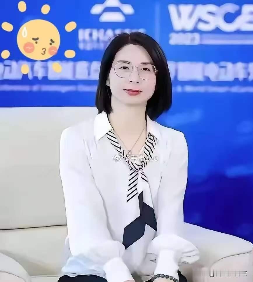 被老板性侵的销售女总监崔丽丽，4月23日开庭了。她直接索赔250多万：光是24个