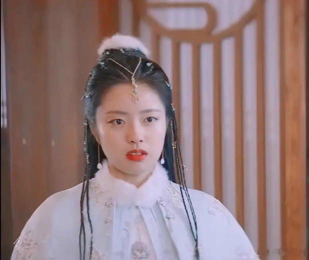 又一个不适合古装的小🌸[允悲] ​​​