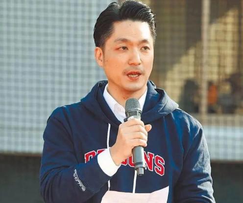 蒋万安回应郑丽文访问大陆，提“八字原则”。
国民党主席郑丽文将于4月7日至12日