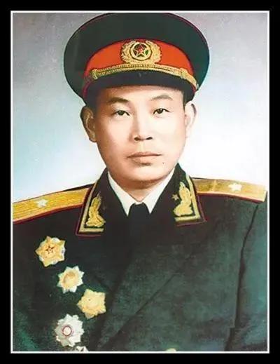 [中国赞]1950年，志愿军缴获了3000条毛毯，89师政委王直，却下令全部剪碎