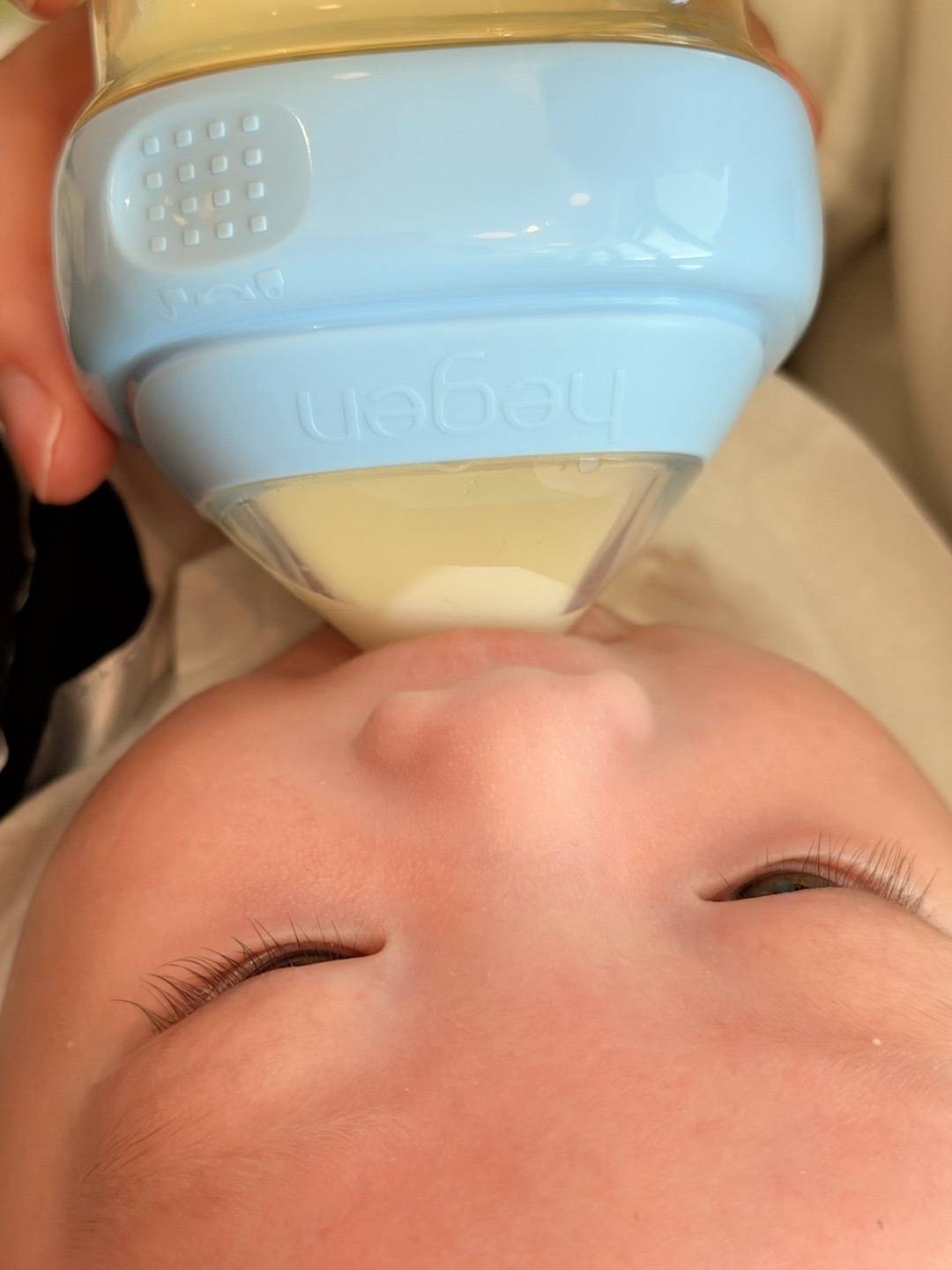 有了宝宝后每天都拍拍拍 好爱这个小子 