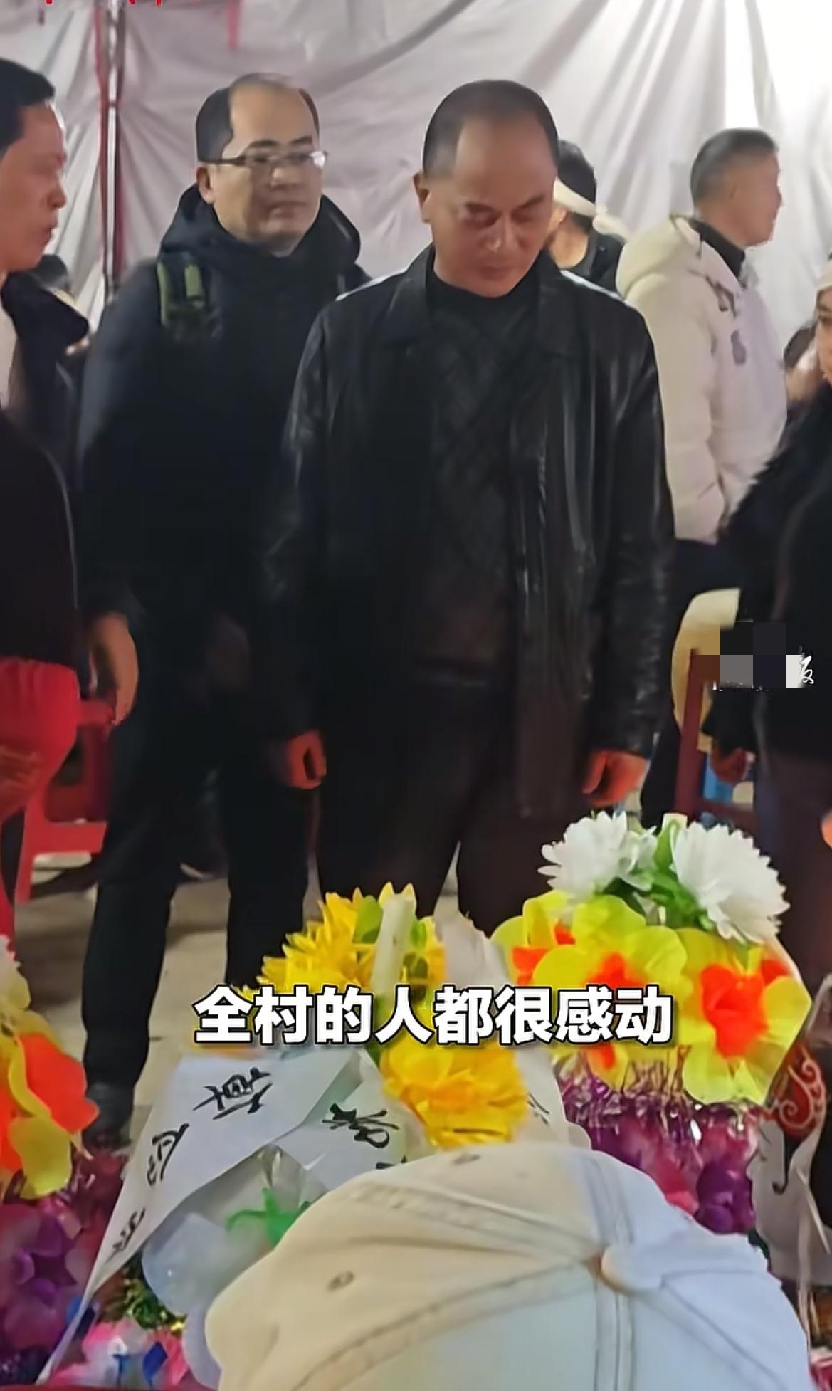 “泪目”！
贵州，一44岁女子春节返厂途中，
突发心梗不幸离世。让人万万没想到的