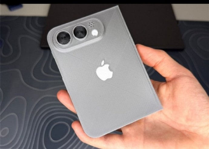 折叠屏iPhone外观实锤 最好笑是外网还有人说华为抄袭苹果出的阔折叠苹果折叠屏