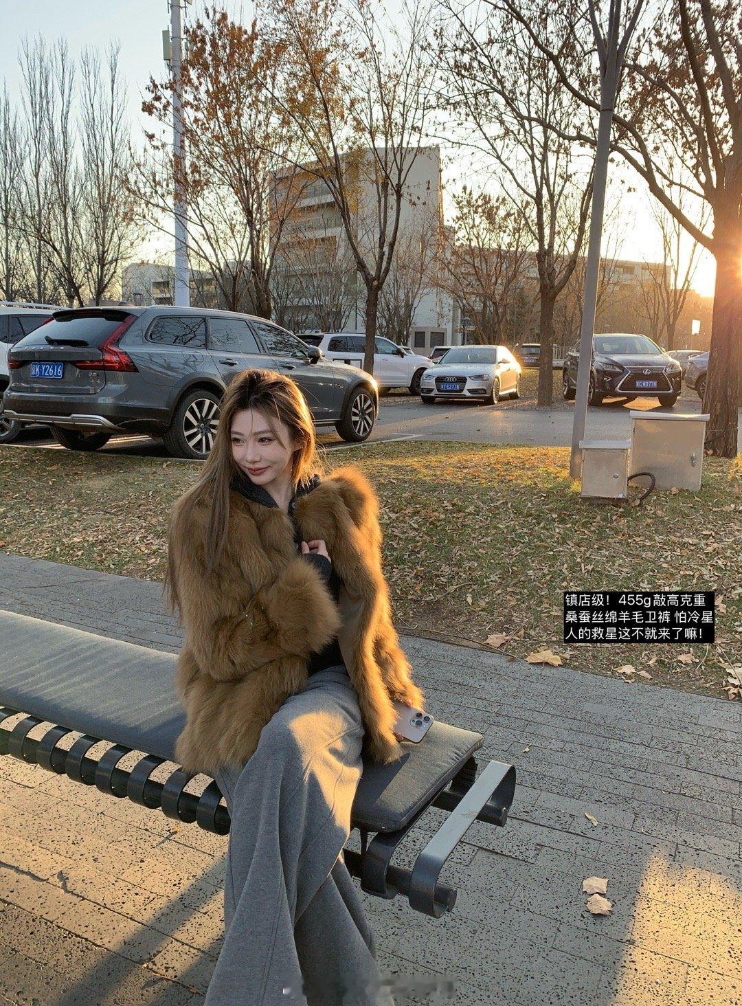 值得单独18图安利的一组人手一条自留的455g高克重过冬保命卫裤舒芙蕾般柔软的羊