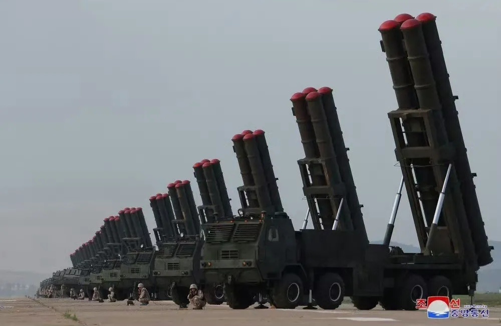 超大型放射炮的编制层级在军团级别，以后人民军4251四大军团都要列装的，搞这种十