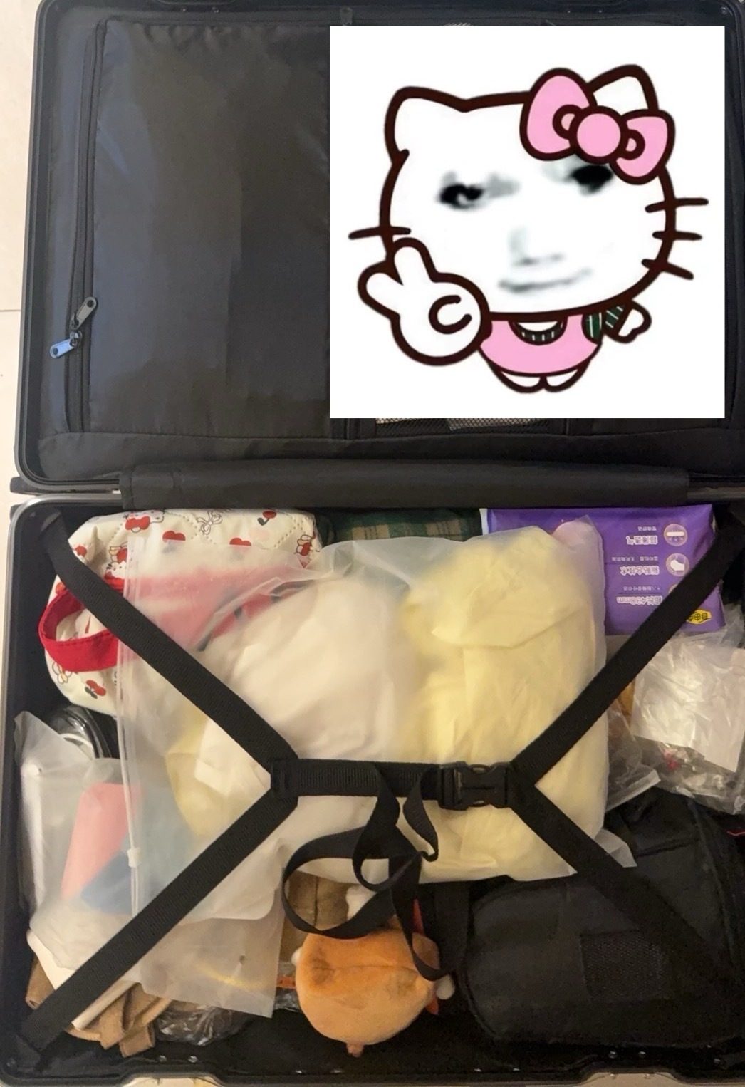 明天出发了得亏又买了一个大点的行李箱 终于能塞下了 