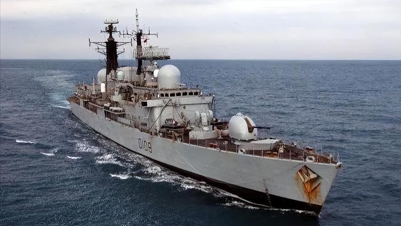 1982年，英国核潜艇一口气射出3枚鱼雷，将阿根廷最大的巡洋舰炸毁，323名水兵