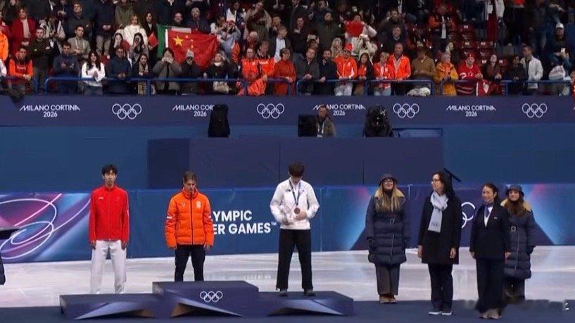 解说用但丁诗句致敬孙龙努力的呼吸吧。谢谢孙龙四年的坚持，也谢谢这场精彩的比赛 