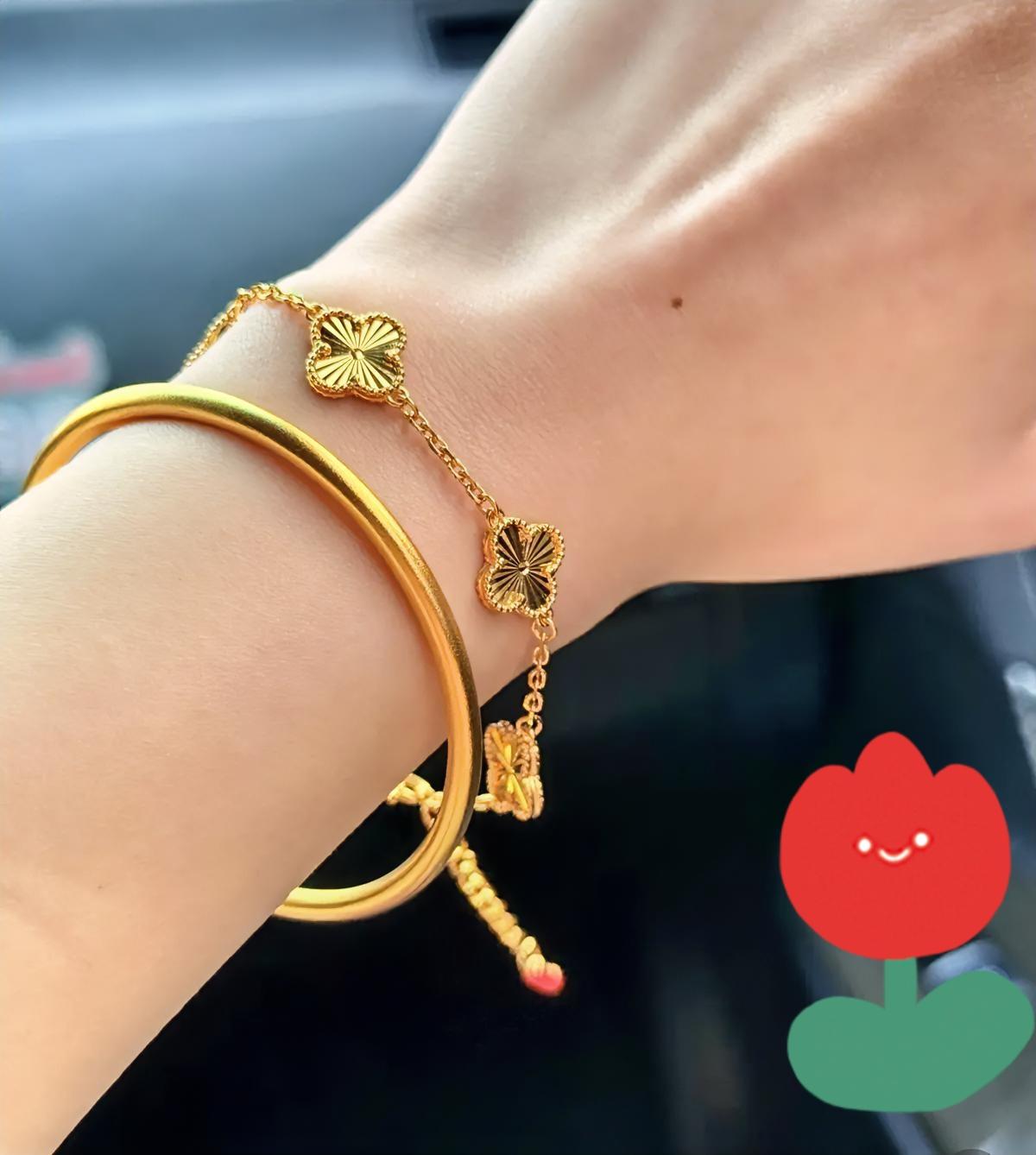 黄金现在价格怎么看?
最近黄金价格一路冲高，很多人都在纠结：现在入手是赚还是坑？