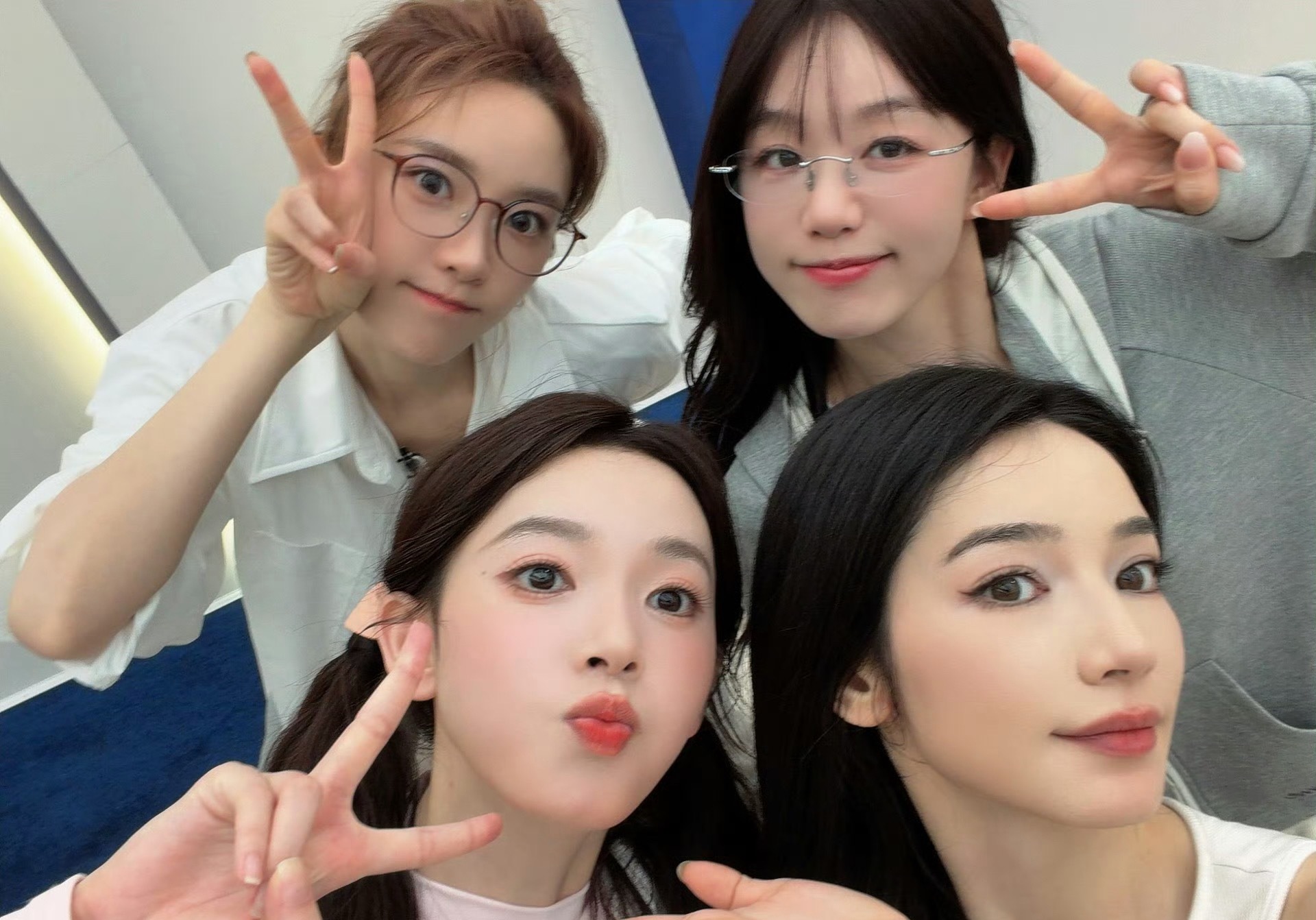 乘风2026追风指南更新乘风2026追风指南更新啦！敬请期待姐姐们的精彩舞台～乘