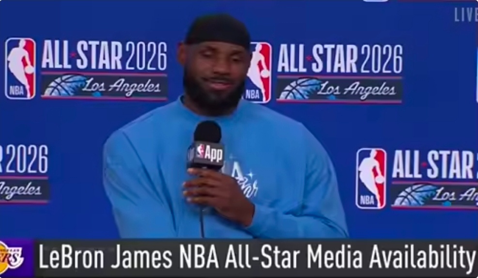 詹姆斯：祝中国球迷新年快乐，有机会我会再去中国的今日，詹姆斯在全明星正赛之前接受