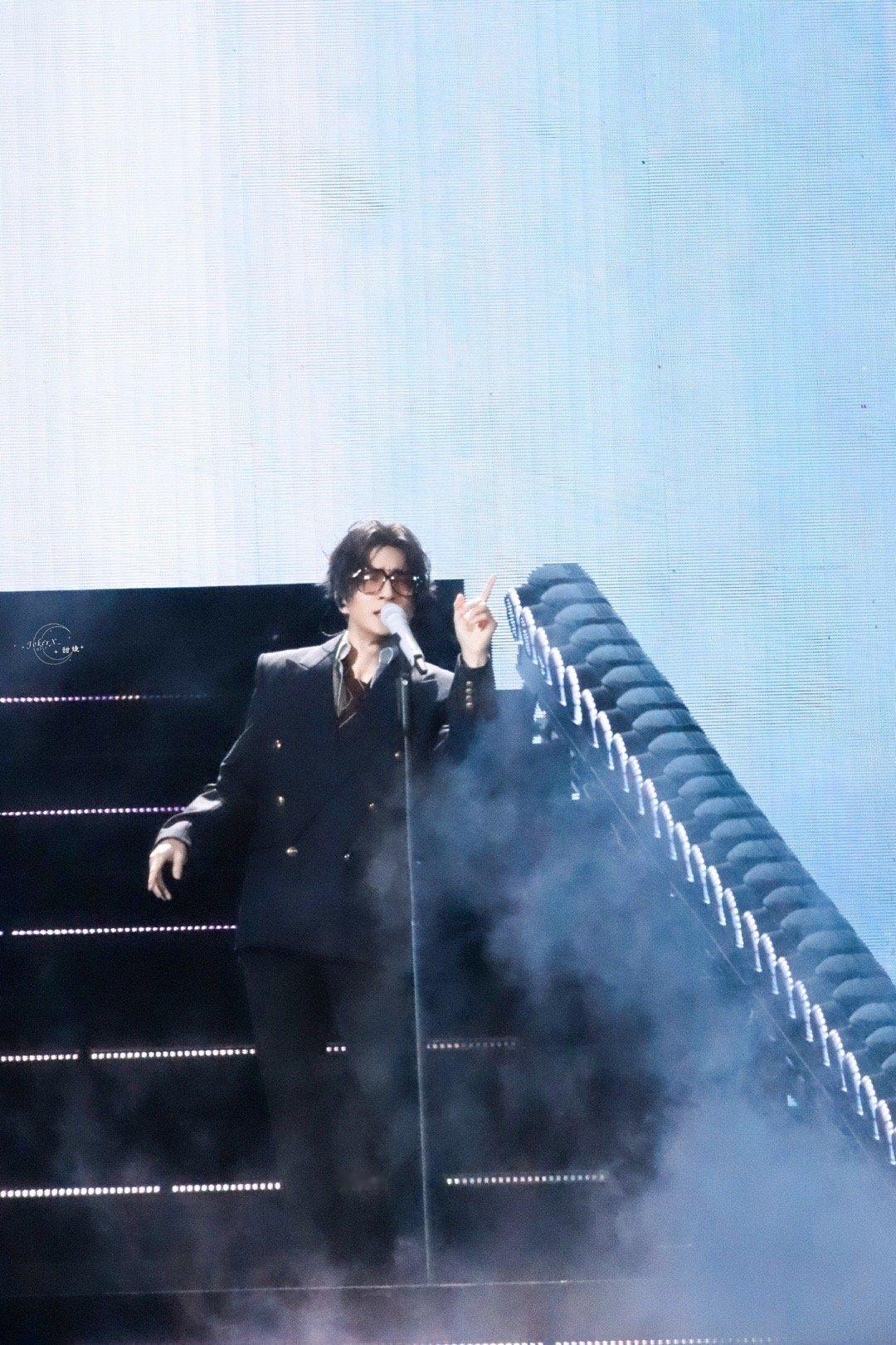 薛之谦 不要写别人之前写过的东西 听薛之谦谈创作，清醒又敢说！“音乐没有贵贱，但