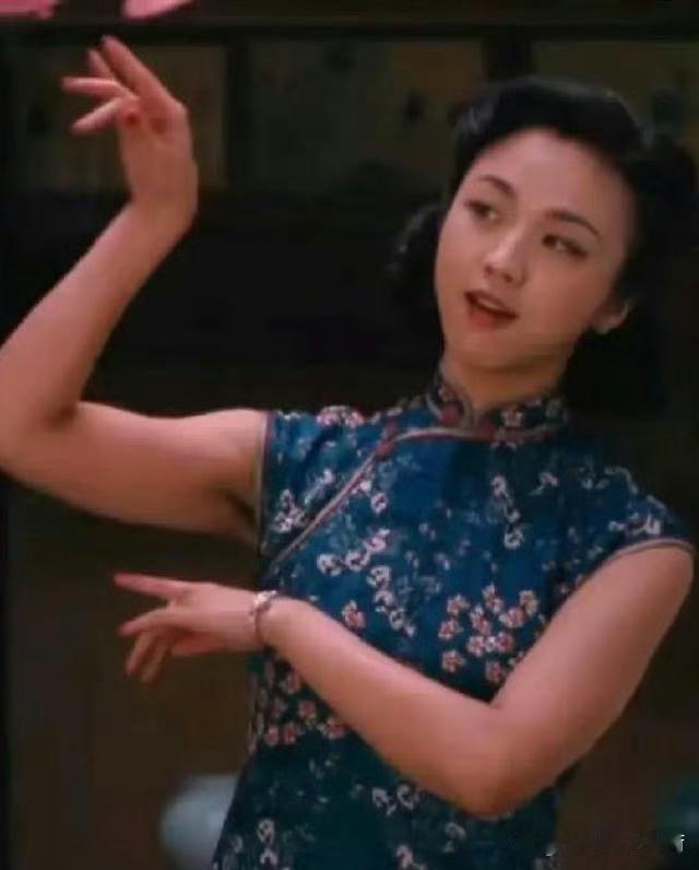 汤唯拍《色戒》被李安导演请求留腋毛，据说这是为了复原民国期间上海美女爱好露腋毛的