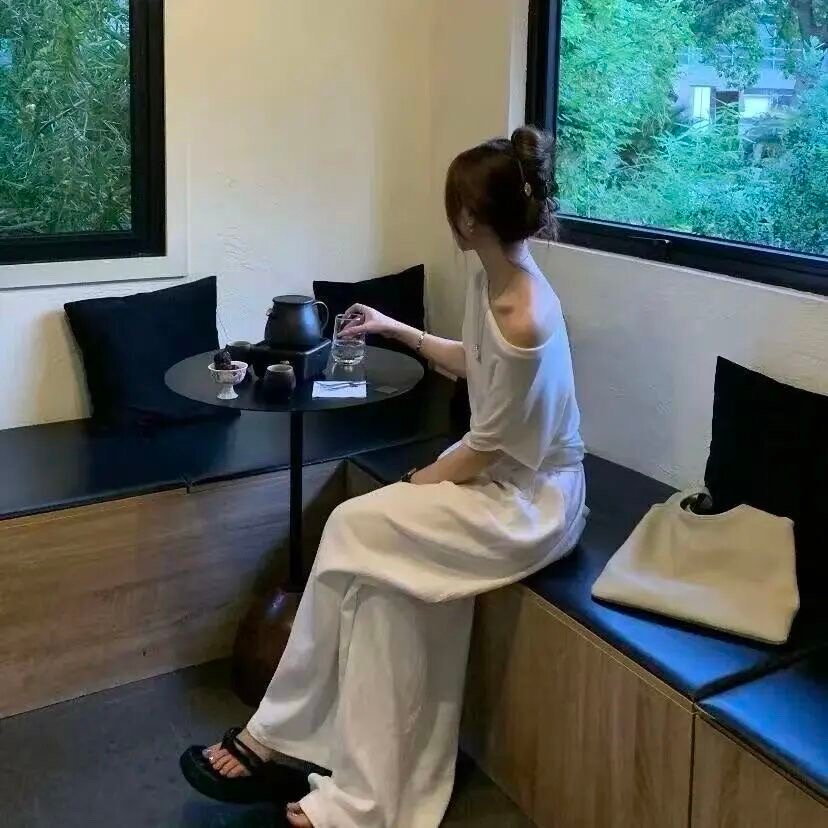 好的感情是享受过程 而非以目的为导向 也许我们没有结果 但是彼此真挚过 此生足矣