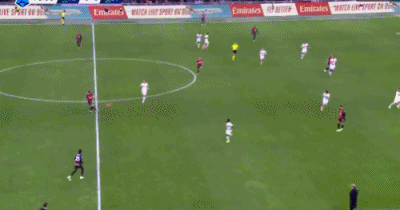 【意甲】米兰1比0莱切北京时间1月19日意大利足球顶级联赛第21轮，AC米兰主场