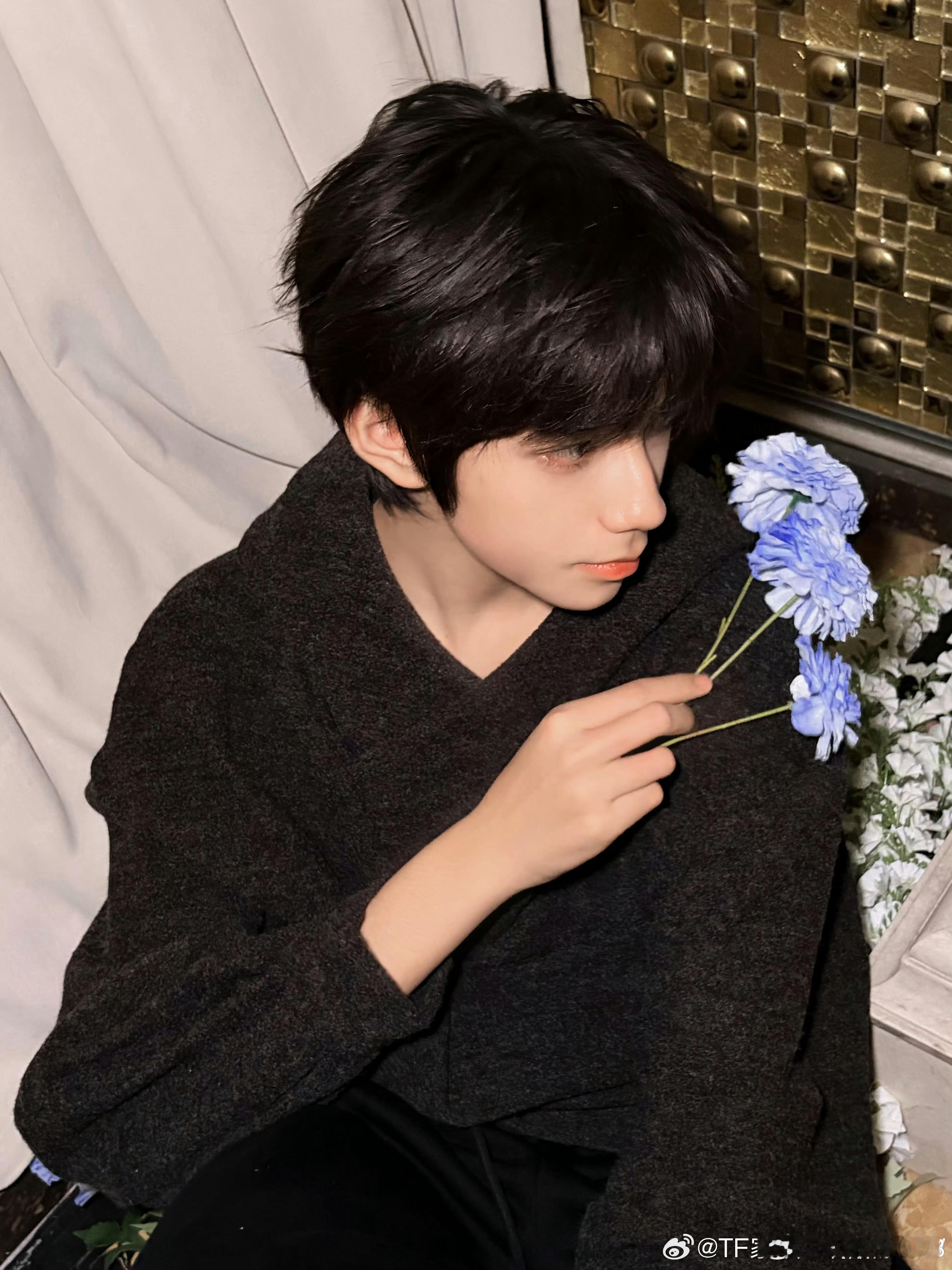 🍒🍒  “敬你恣意蔓生的野心，敬你永无止尽的青春𝘽𝙚𝙨𝙩𝙬𝙞𝙨