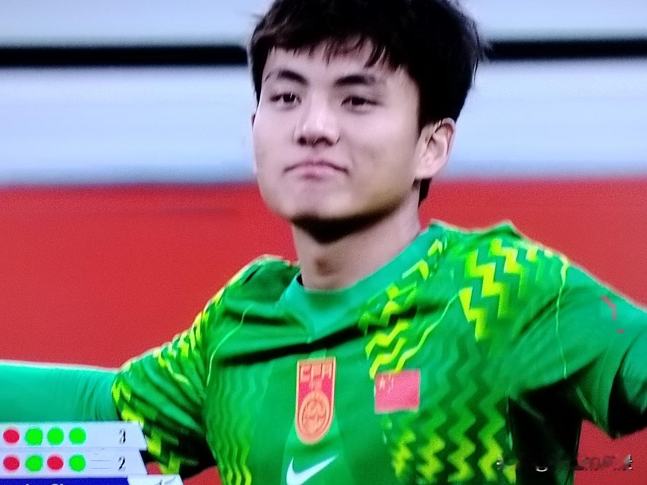 点球决胜！时隔28年，中国男足站上亚运领奖台
常规时间2‑2被乌兹别克斯坦绝平，