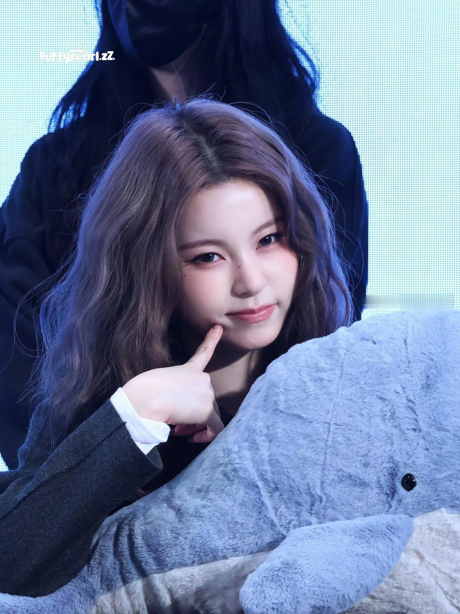 张圭真  魔法师小猫 